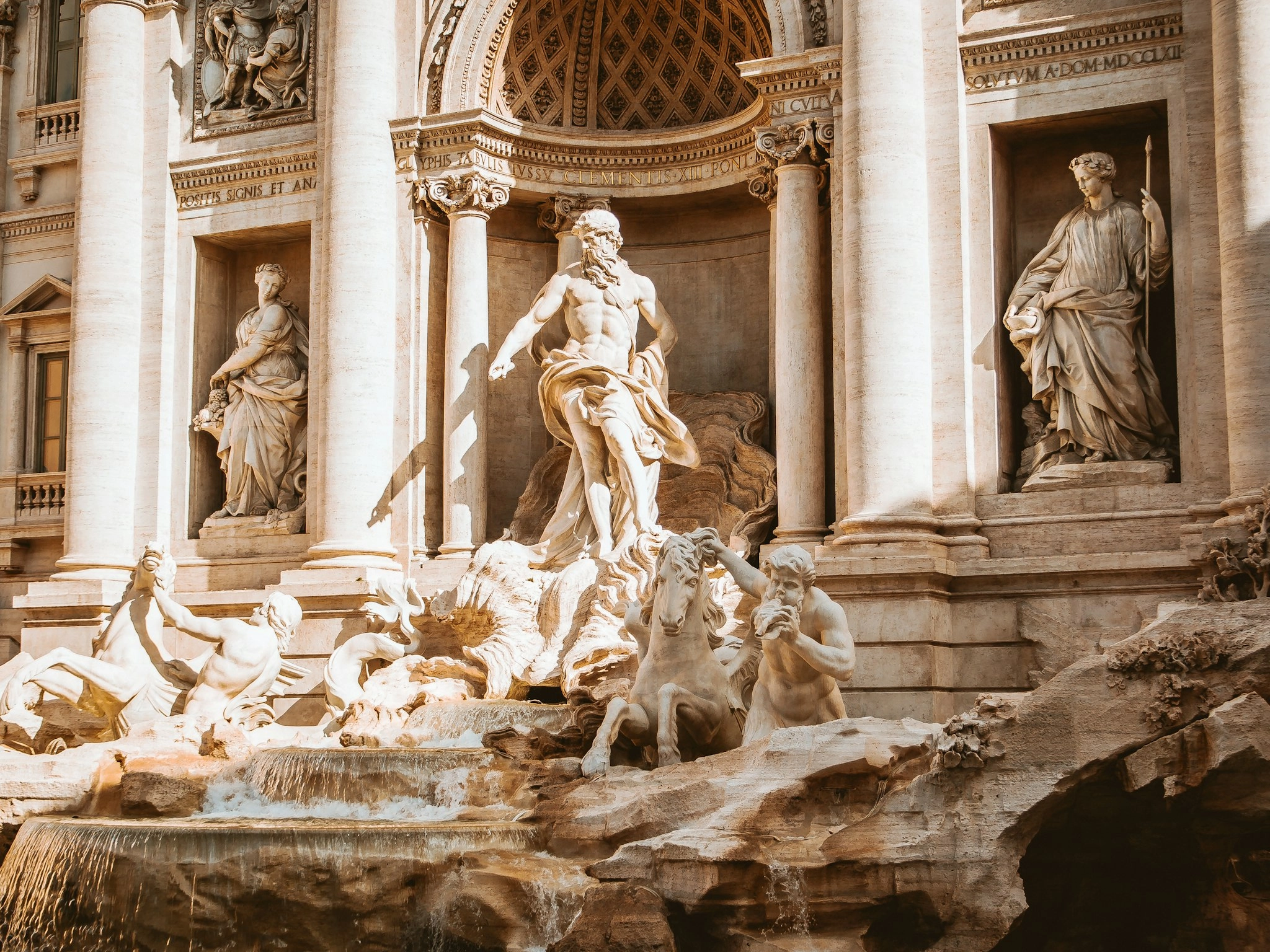 photo-1529154166925-574a0236a4f4